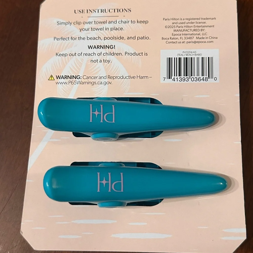 Paris Hilton Beach Towel Clips 2 Pack “Beach Babe” New on Card